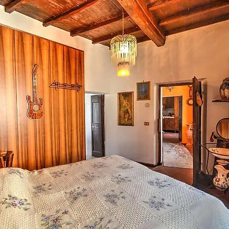 Sleeps 4 Wifi